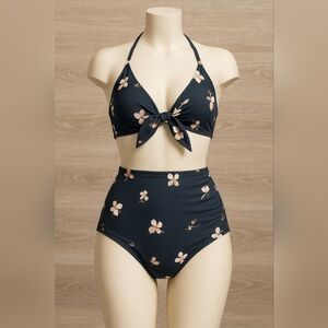 Cocoship bikini size 6